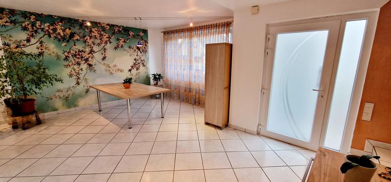 Maison traditionnelle - 209 m² - 8 pièces