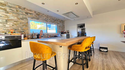 Villa - 164 m² - 5 pièces