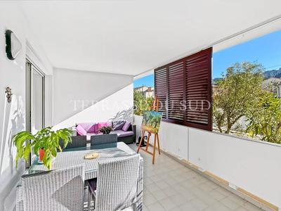 Appartement - 79 m² - 3 pièces