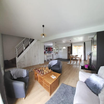 Maison - 108 m² - 5 pièces