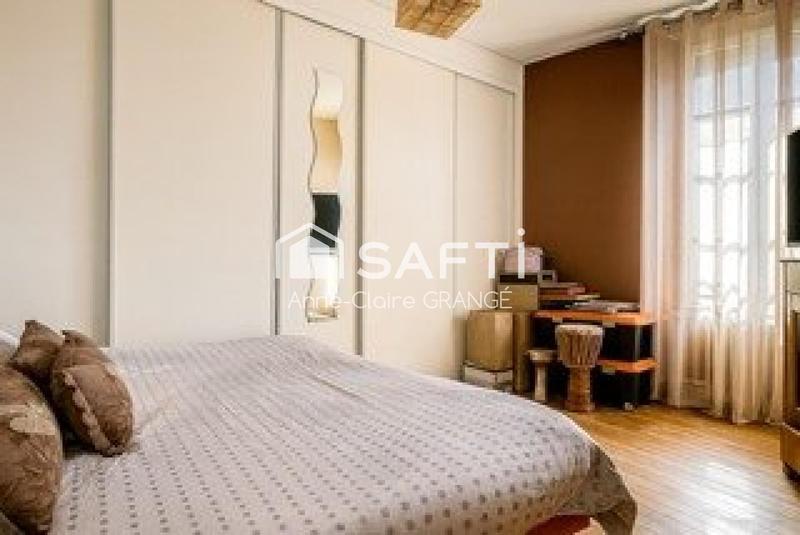 Maison - 101 m² - 6 pièces