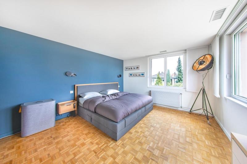 Villa - 219 m² - 6 pièces