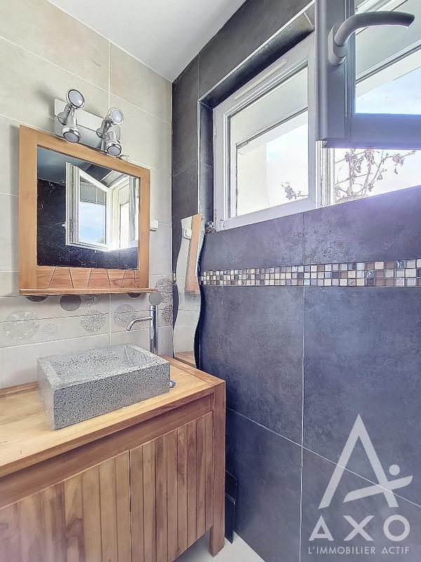 Maison - 174 m² - 6 pièces