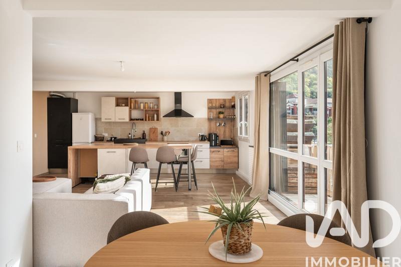 Appartement - 107 m² - 5 pièces