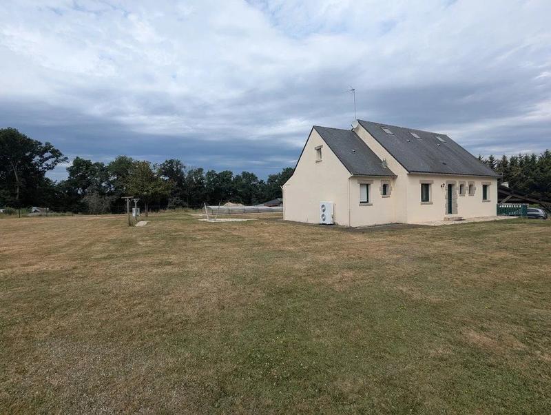 Maison - 219 m² - 8 pièces