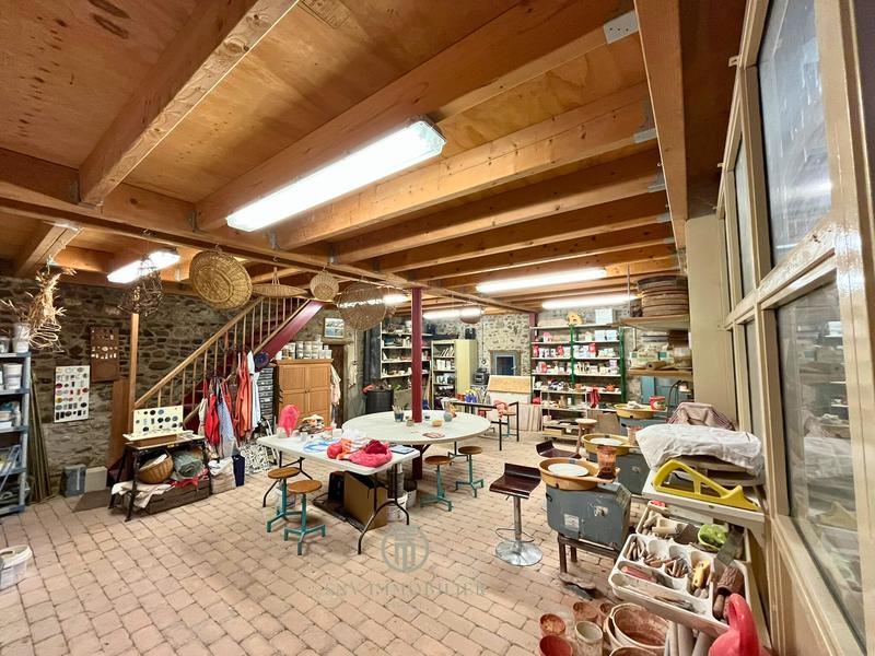 Propriété - 363 m² - 15 pièces