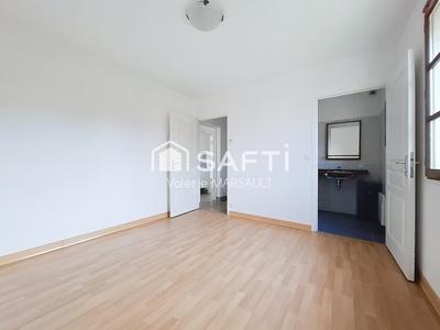 Maison - 204 m² - 9 pièces