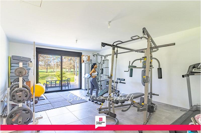 Maison - 145 m² - 6 pièces