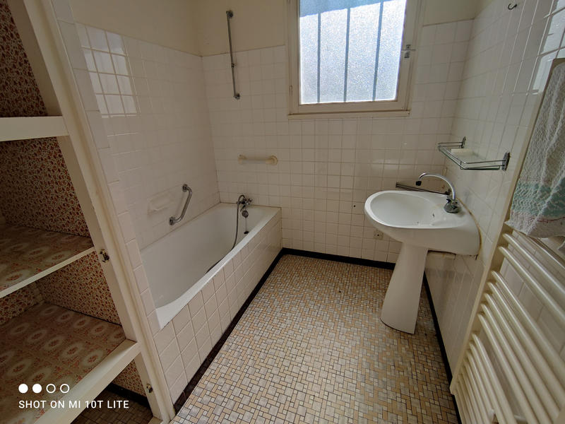 Maison - 96 m² - 5 pièces