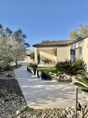 Villa - 140 m² - 4 pièces