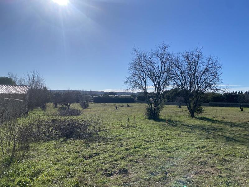 Terrain constructible - 300 m²