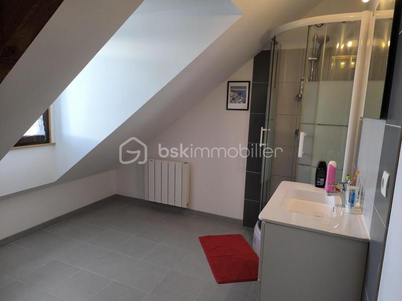 Maison - 218 m² - 10 pièces