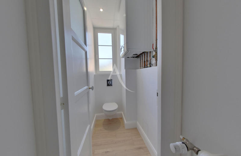 Appartement - 94 m² - 5 pièces