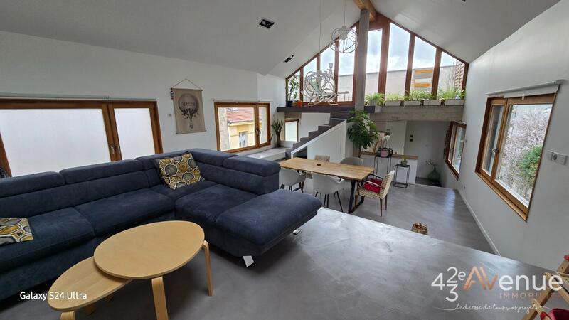 Maison - 170 m² - 5 pièces