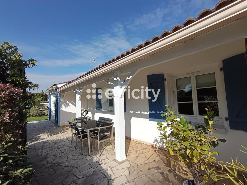 Pavillon - 153 m² - 6 pièces