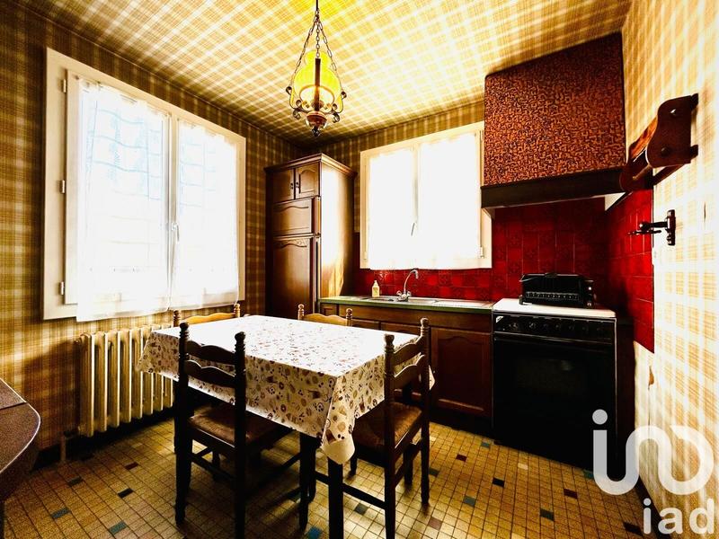 Maison - 94 m² - 5 pièces