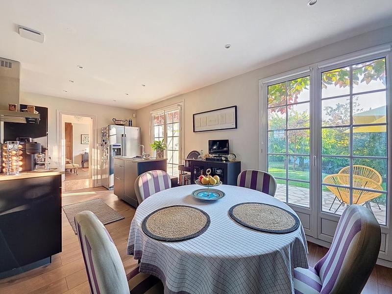 Maison - 164 m² - 5 pièces