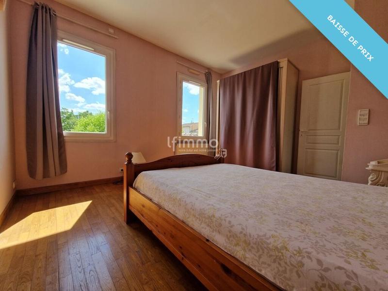 Maison traditionnelle - 194 m² - 6 pièces