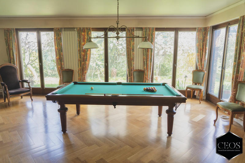 Maison ancienne - 272 m² - 15 pièces