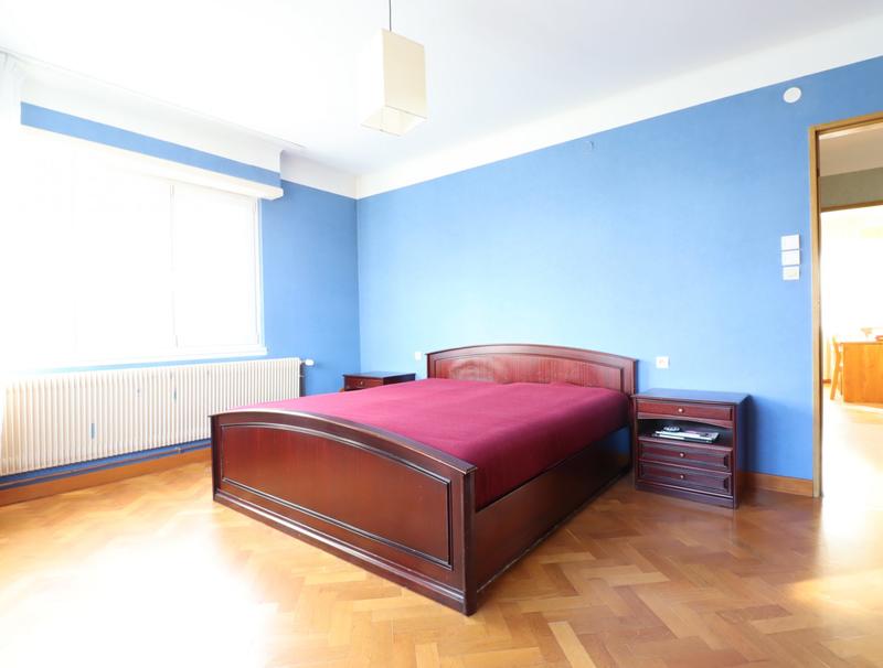 Maison ancienne - 183 m² - 7 pièces