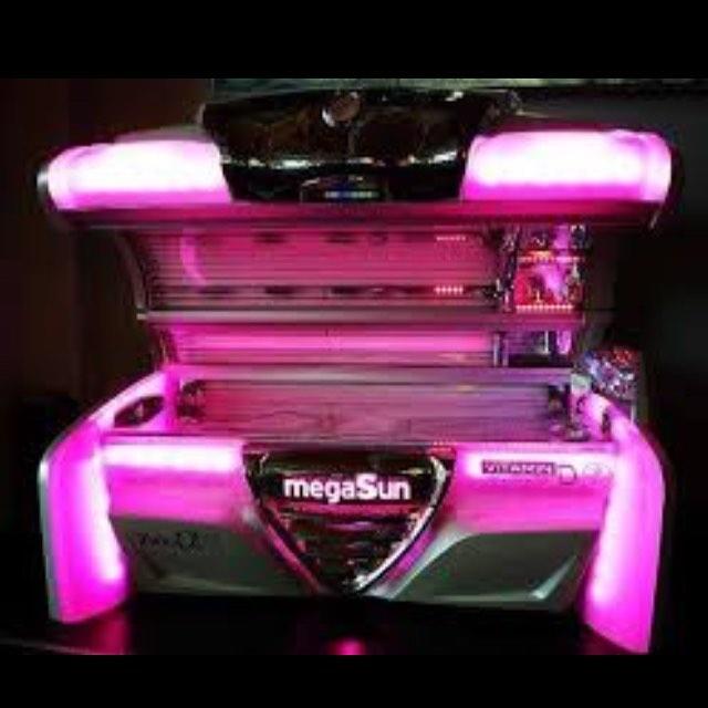 Slym &amp; Tan by megaSun