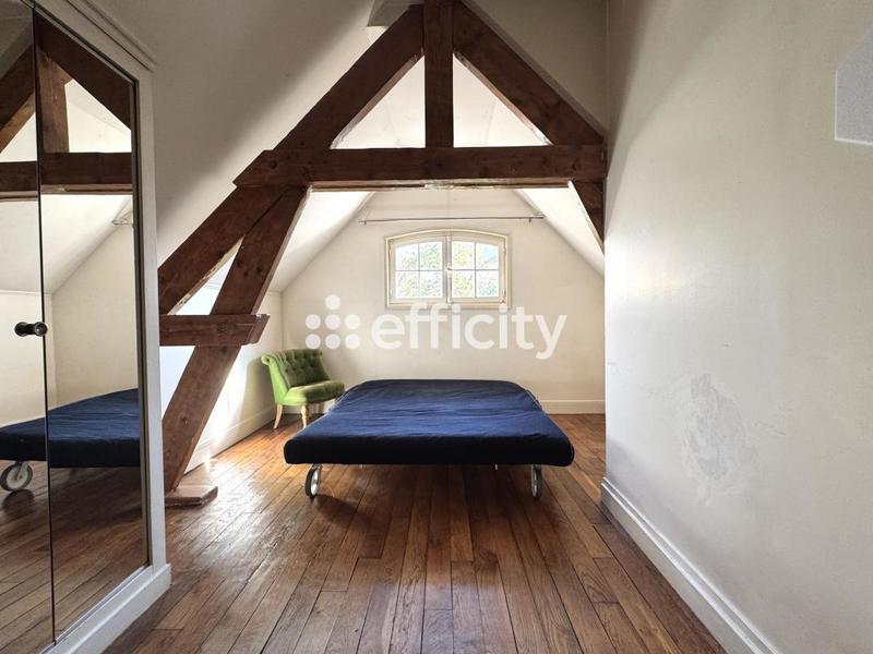 Demeure - 250 m² - 8 pièces