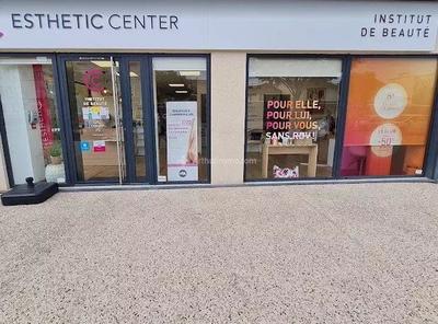 Magasins - 137 m² - 1 pièce