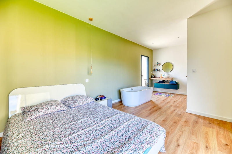 Maison - 231 m² - 6 pièces