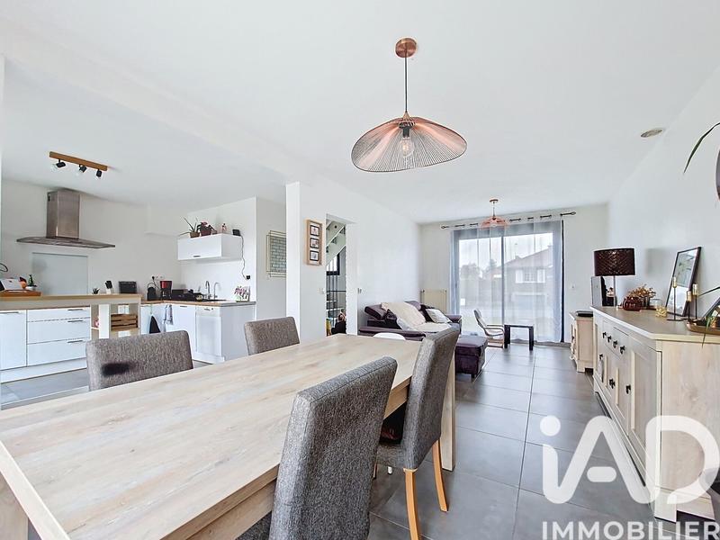 Maison - 88 m² - 4 pièces