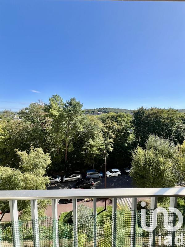 Appartement - 102 m² - 4 pièces