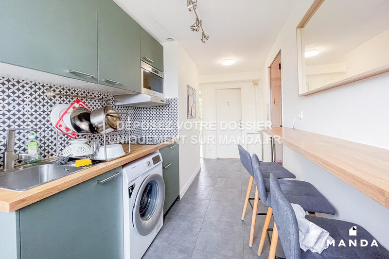 Chambre - 12 m² - 4 pièces