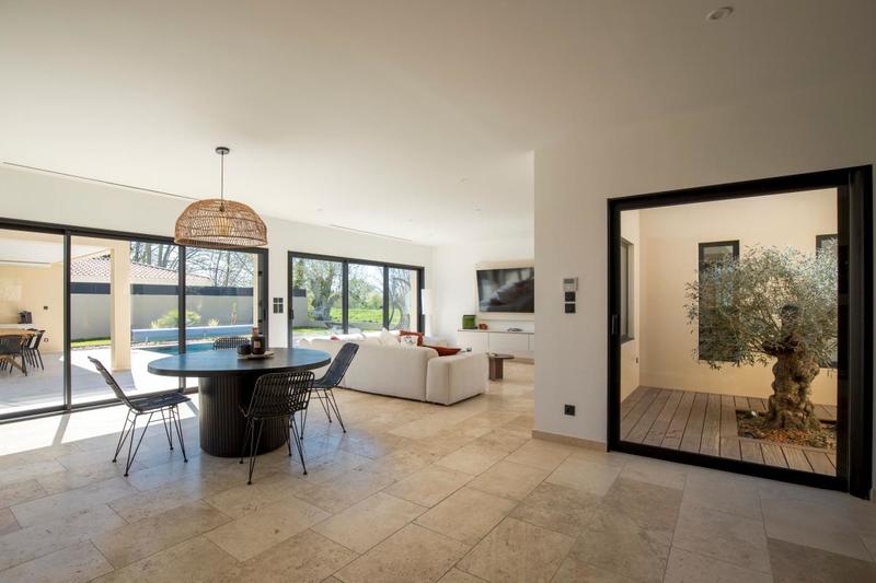 Maison - 168 m² - 5 pièces