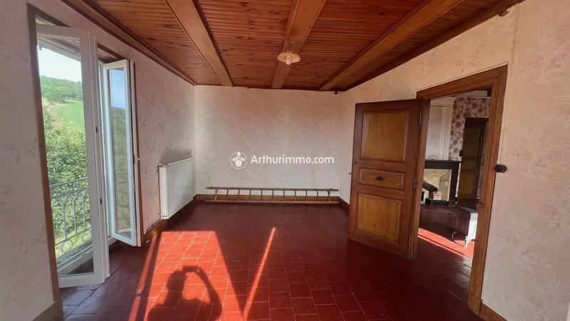 Maison - 340 m² - 15 pièces