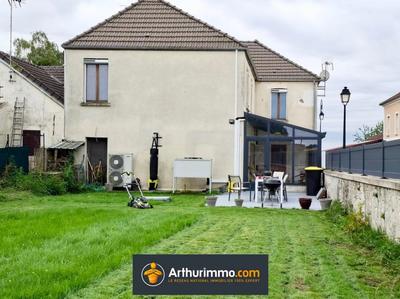 Maison - 232 m² - 8 pièces