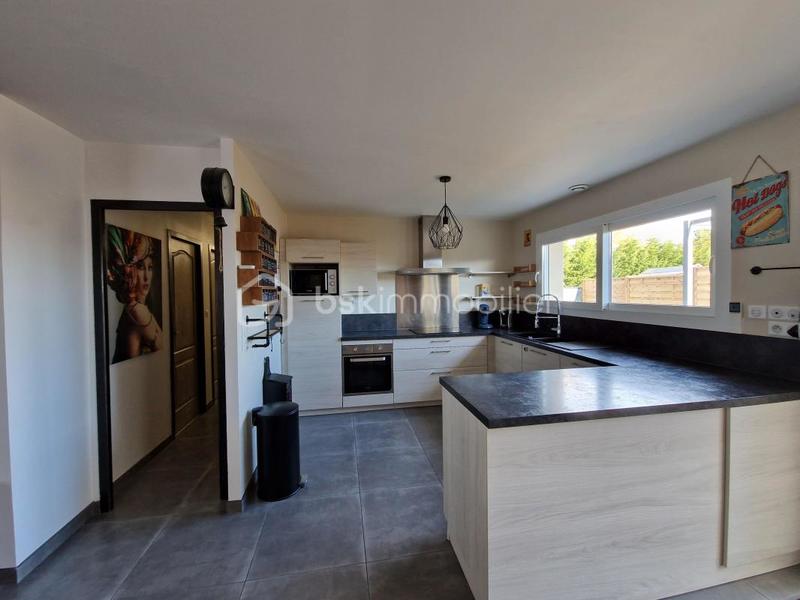 Maison - 190 m² - 8 pièces