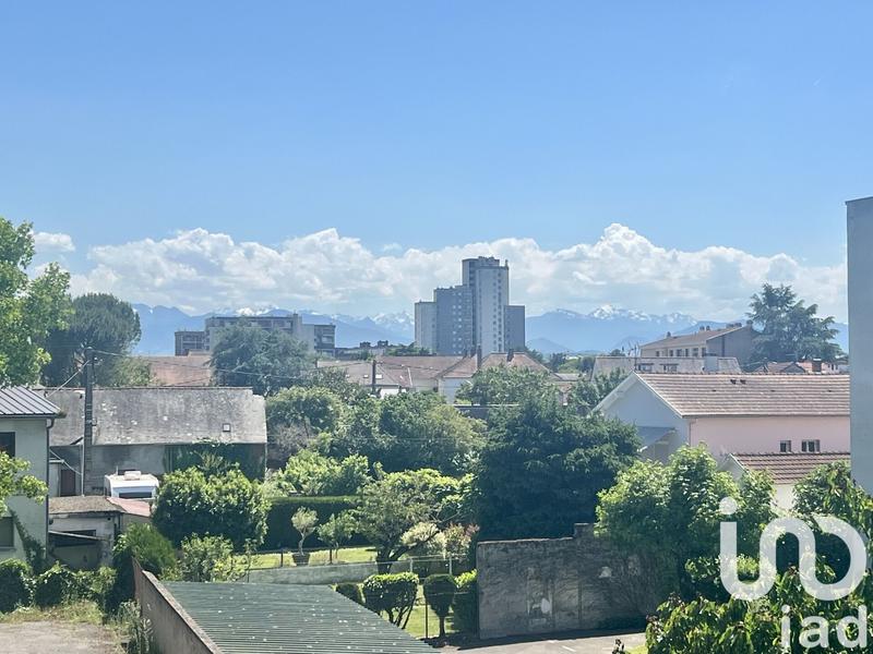 Appartement - 90 m² - 4 pièces