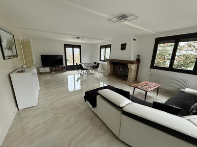 Maison - 185 m² - 5 pièces