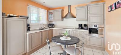 Maison - 97 m² - 5 pièces