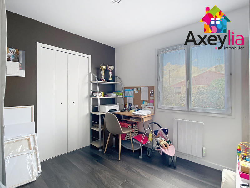 Maison - 90 m² - 5 pièces