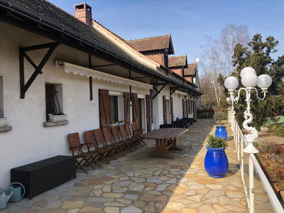 Maison - 277 m² - 7 pièces