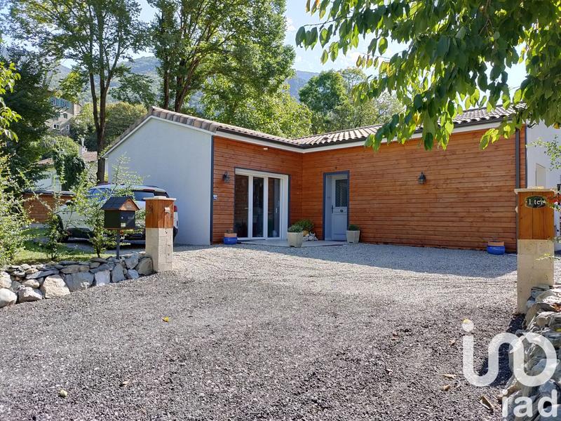 Maison - 80 m² - 4 pièces