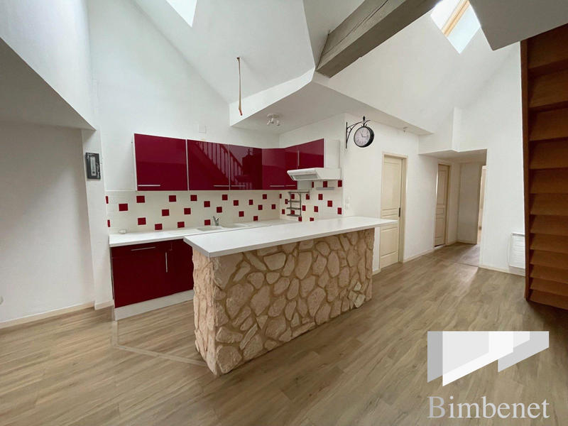 Appartement - 70 m² - 3 pièces