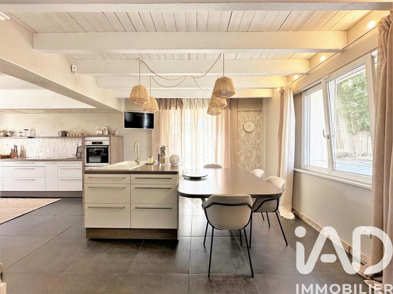 Maison - 127 m² - 6 pièces