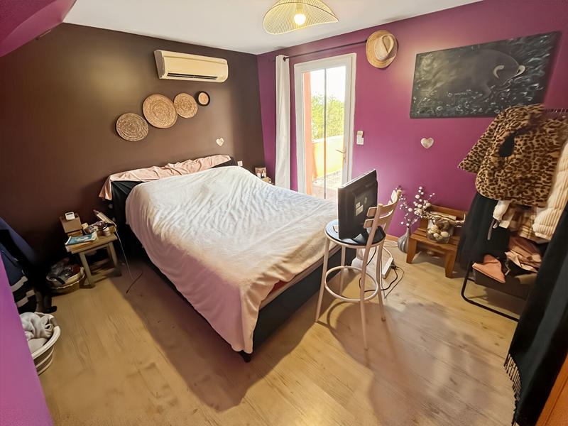 Maison - 198 m² - 8 pièces