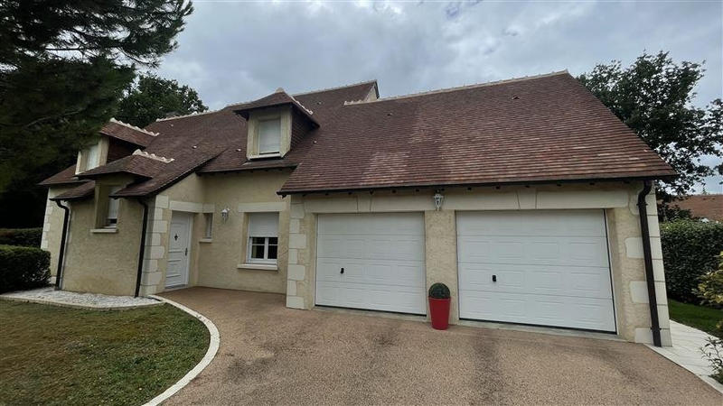 Maison - 164 m² - 5 pièces