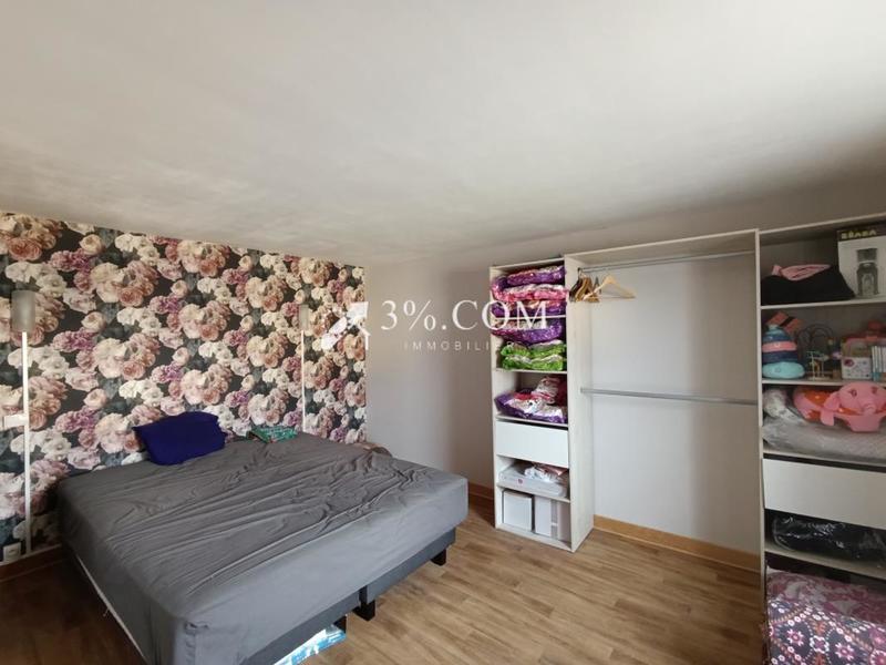 Maison de village - 130 m² - 9 pièces