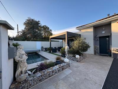 Villa - 106 m² - 4 pièces