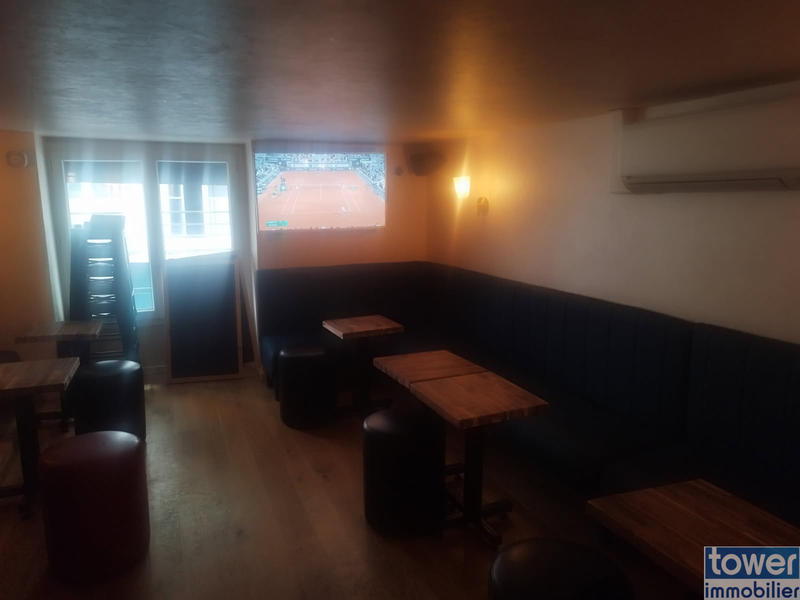 Fonds de commerce - Magasins - 112 m²