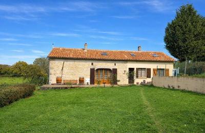 Maison - 98 m² - 3 pièces