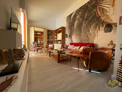 Appartement - 128 m² - 4 pièces